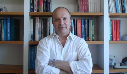 Alexandre B. Cunha